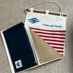 Disney Cruise Fish Extender Hanger